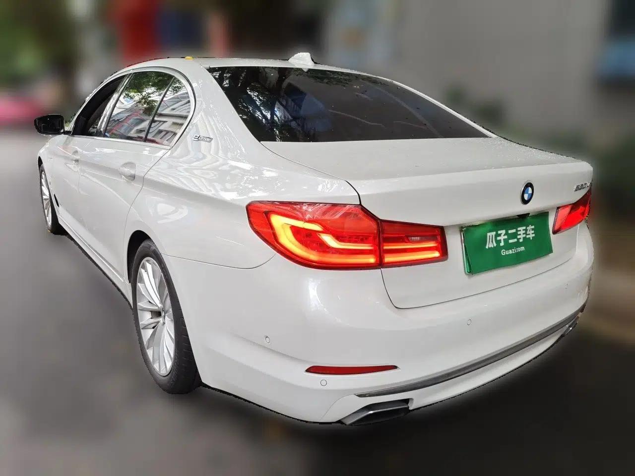 BMW 5 Series New Energy 2019 Updated Version 530Le Luxury Package — миниатюра 4