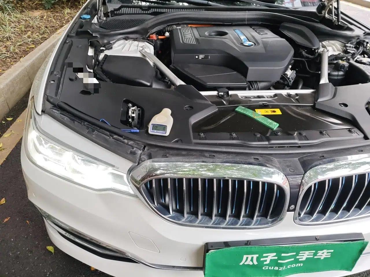 BMW 5 Series New Energy 2019 Updated Version 530Le Luxury Package — миниатюра 7