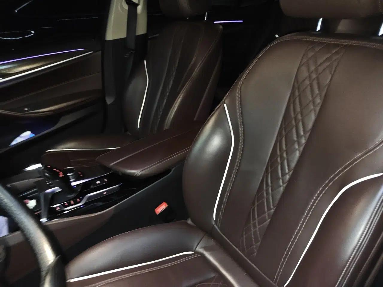 BMW 5 Series 2019 530Li Leading Model Luxury Package — миниатюра 15