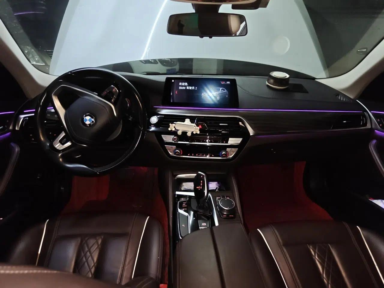 BMW 5 Series 2019 530Li Leading Model Luxury Package — миниатюра 9