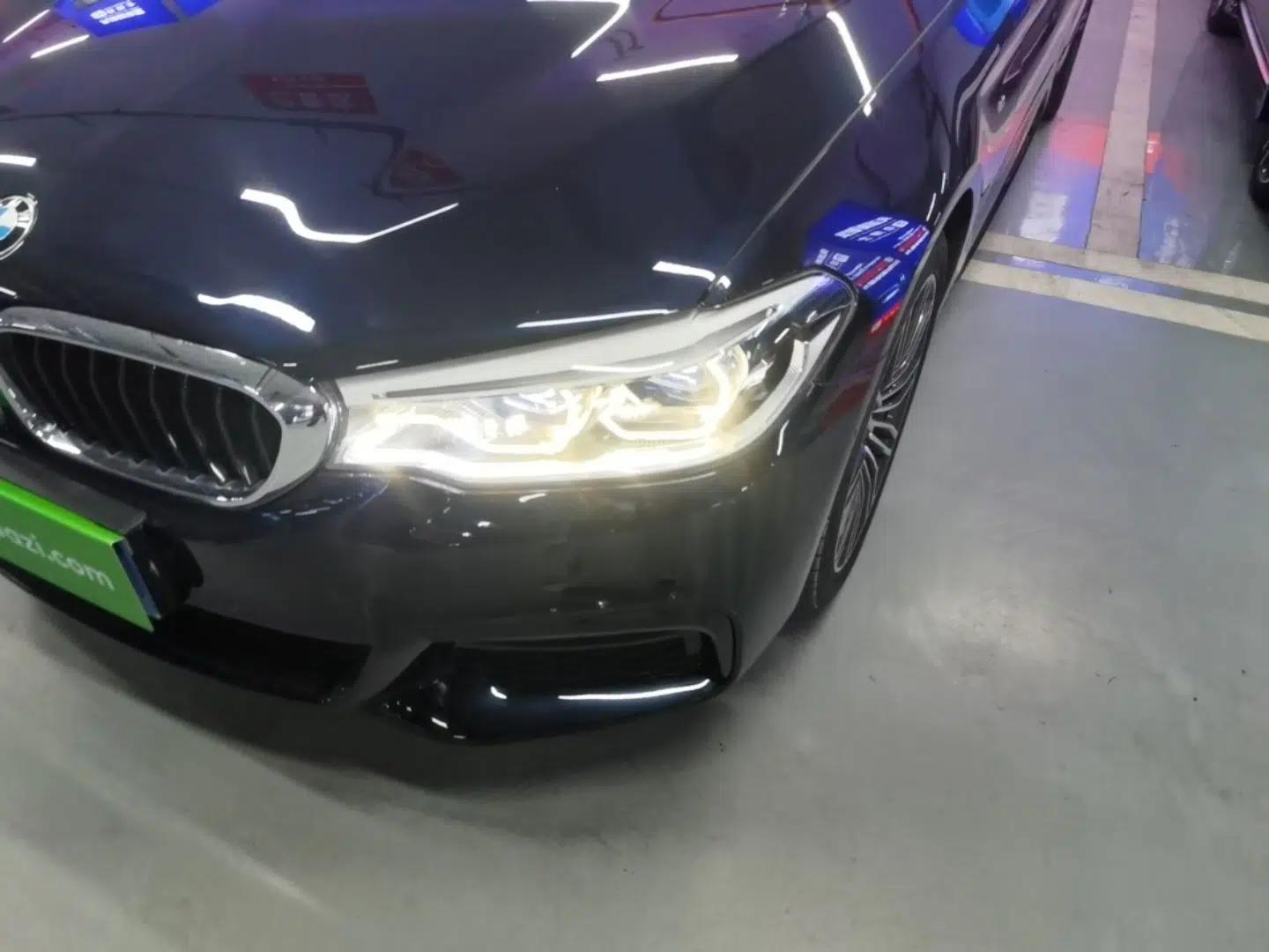 BMW 5 Series 2018 Restyled 530Li Leading Edition M Sport Package — миниатюра 8