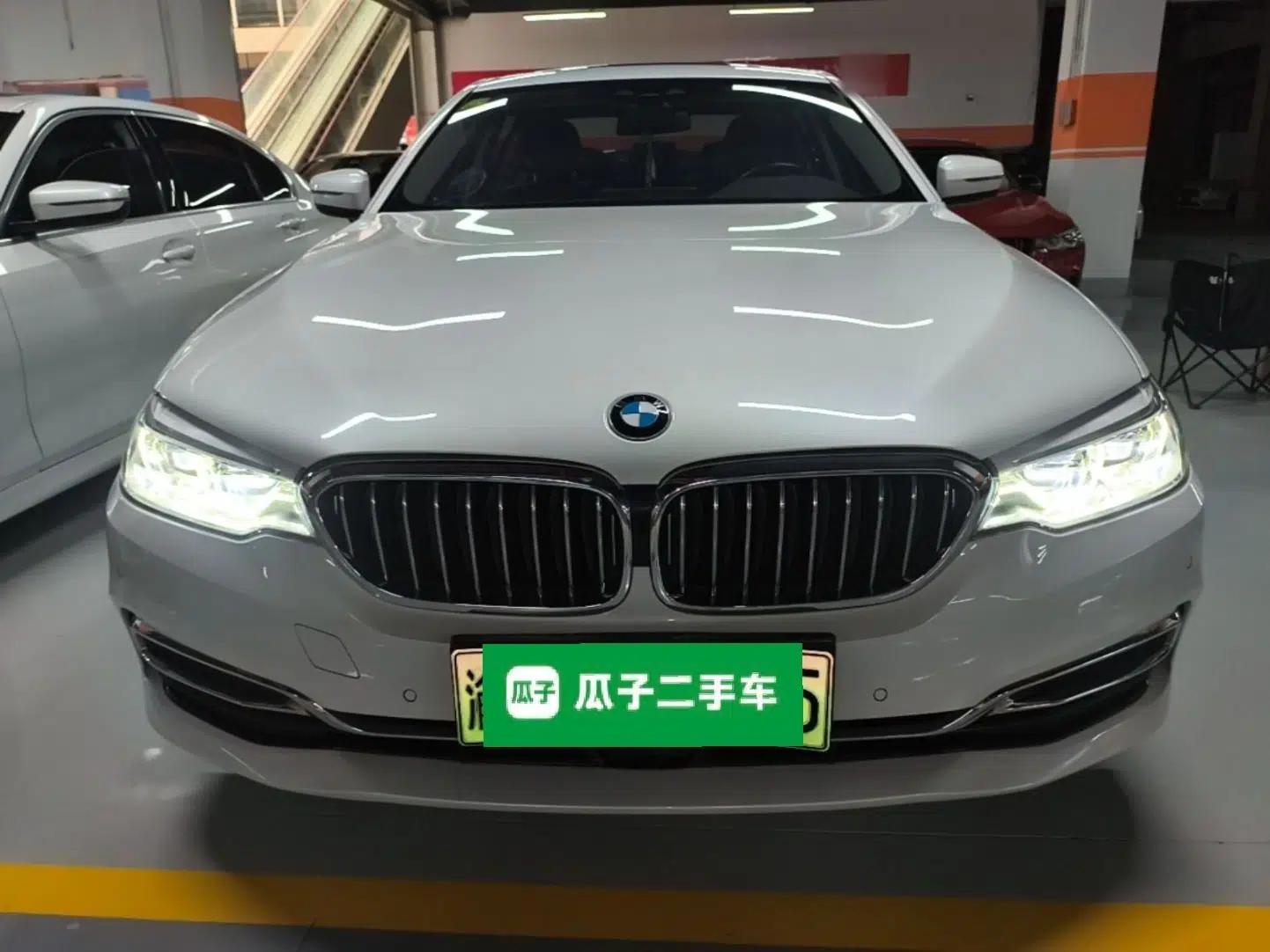 BMW 5 Series New Energy 2020 Mileage Upgrade Version 530Le Pioneer Edition — миниатюра 2