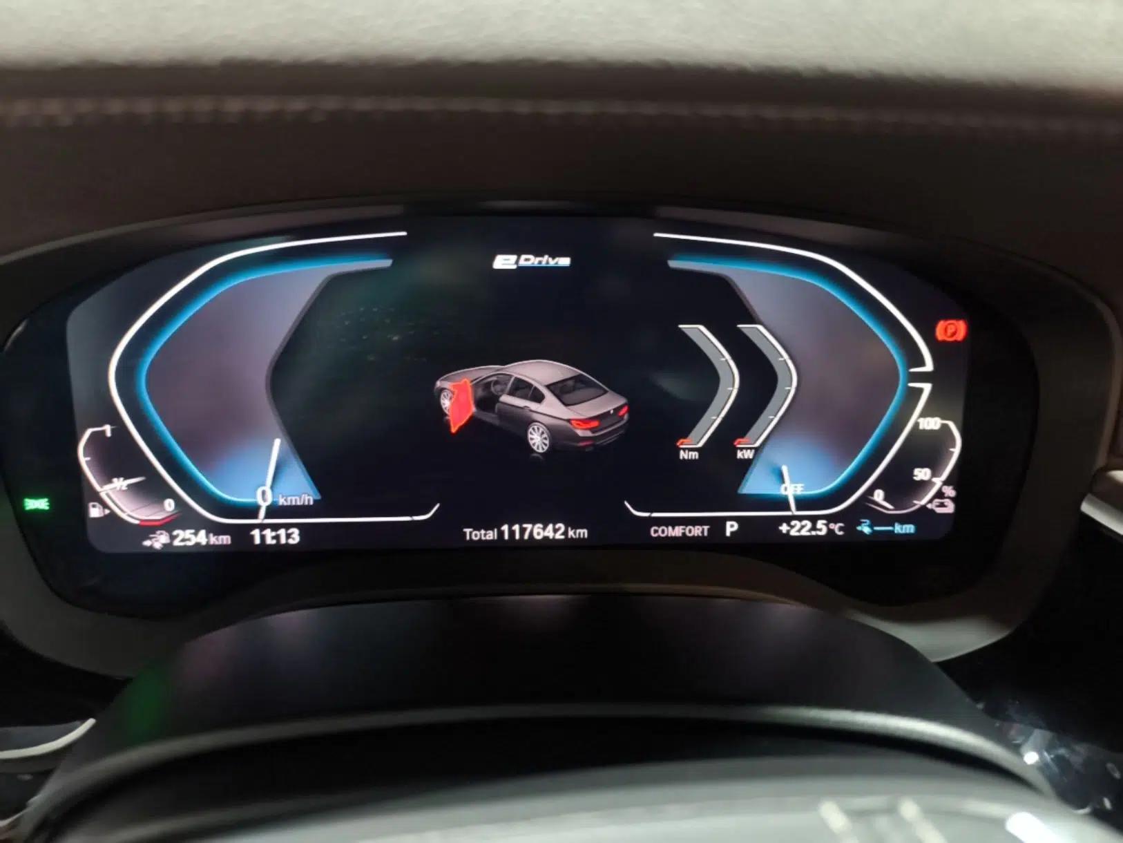 BMW 5 Series New Energy 2020 Mileage Upgrade Version 530Le Pioneer Edition — миниатюра 19