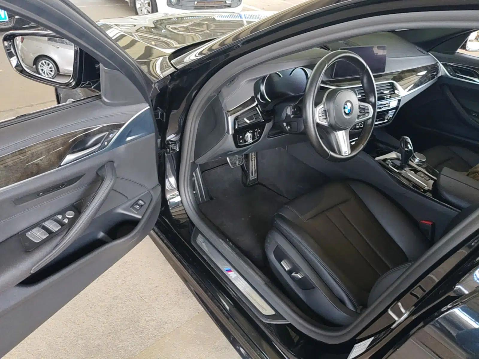 BMW 5 Series 2018 525Li M Sport Package — миниатюра 18