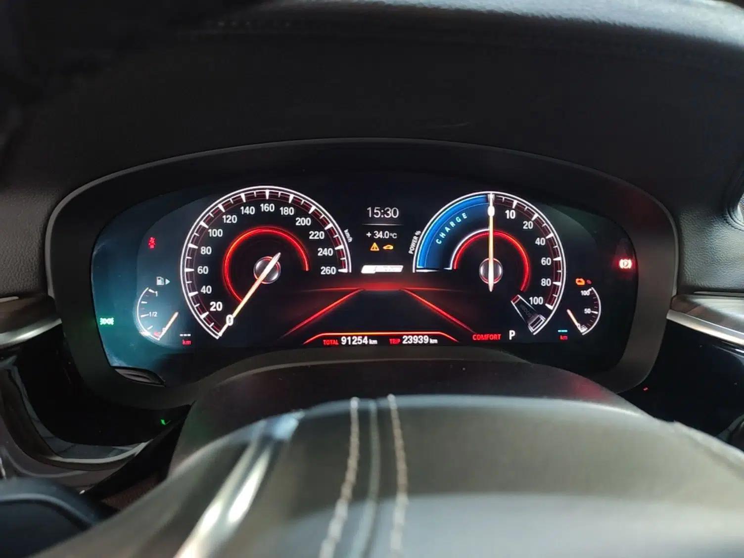 BMW 5 Series New Energy 2019 530Le Luxury Package — миниатюра 19