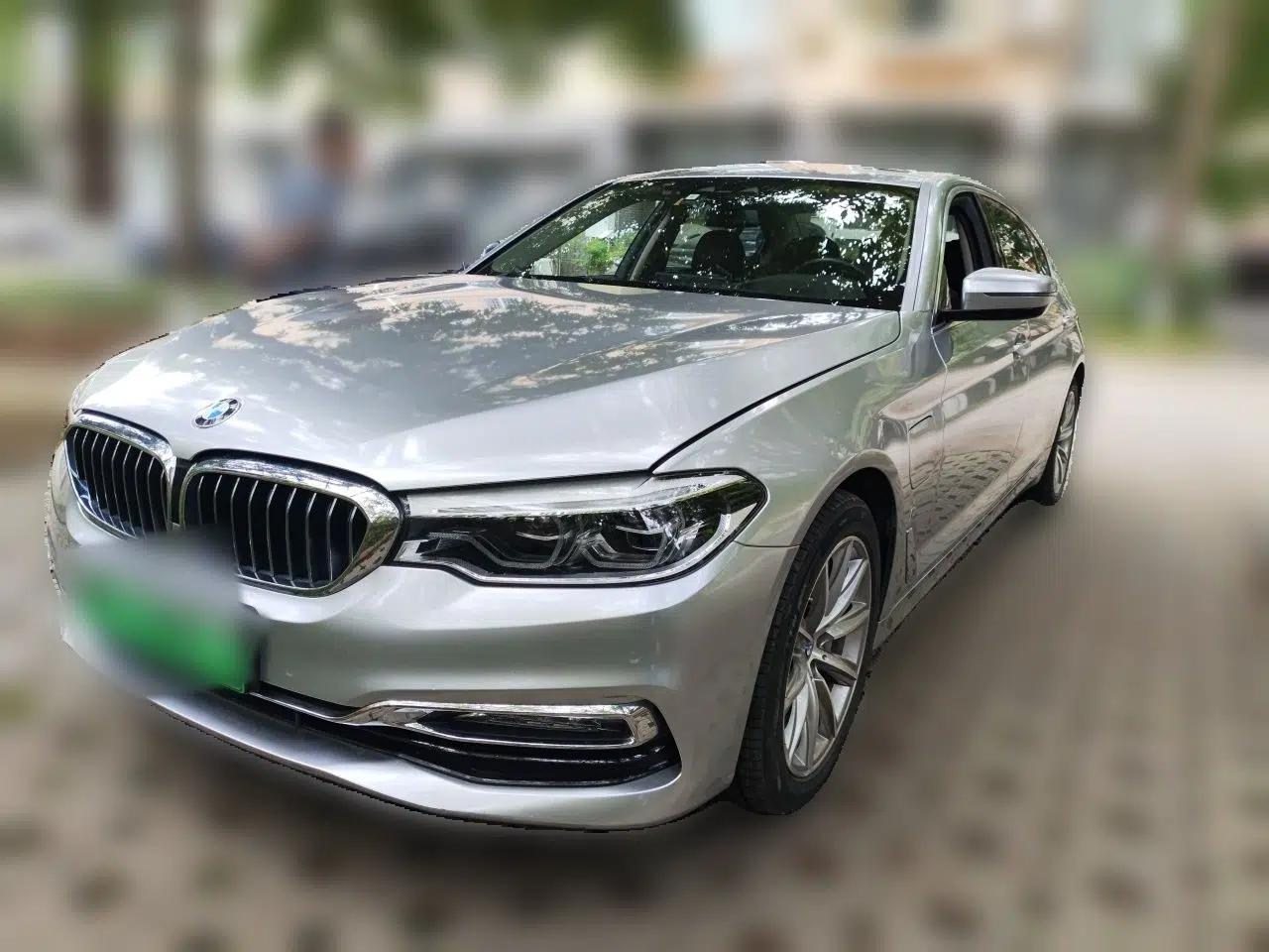 BMW 5 Series New Energy 2018 530Le Luxury Package — миниатюра 1