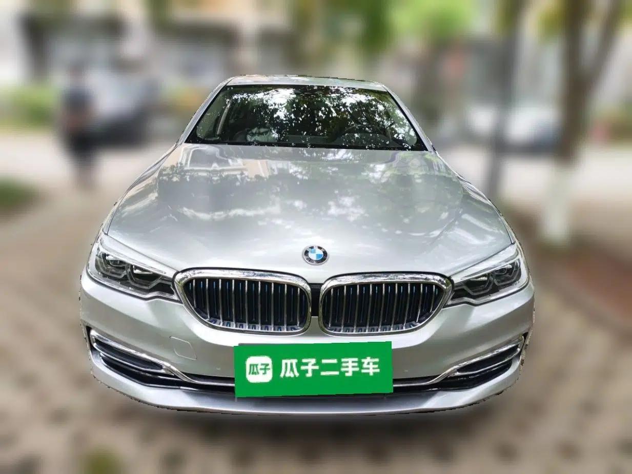 BMW 5 Series New Energy 2018 530Le Luxury Package — миниатюра 2