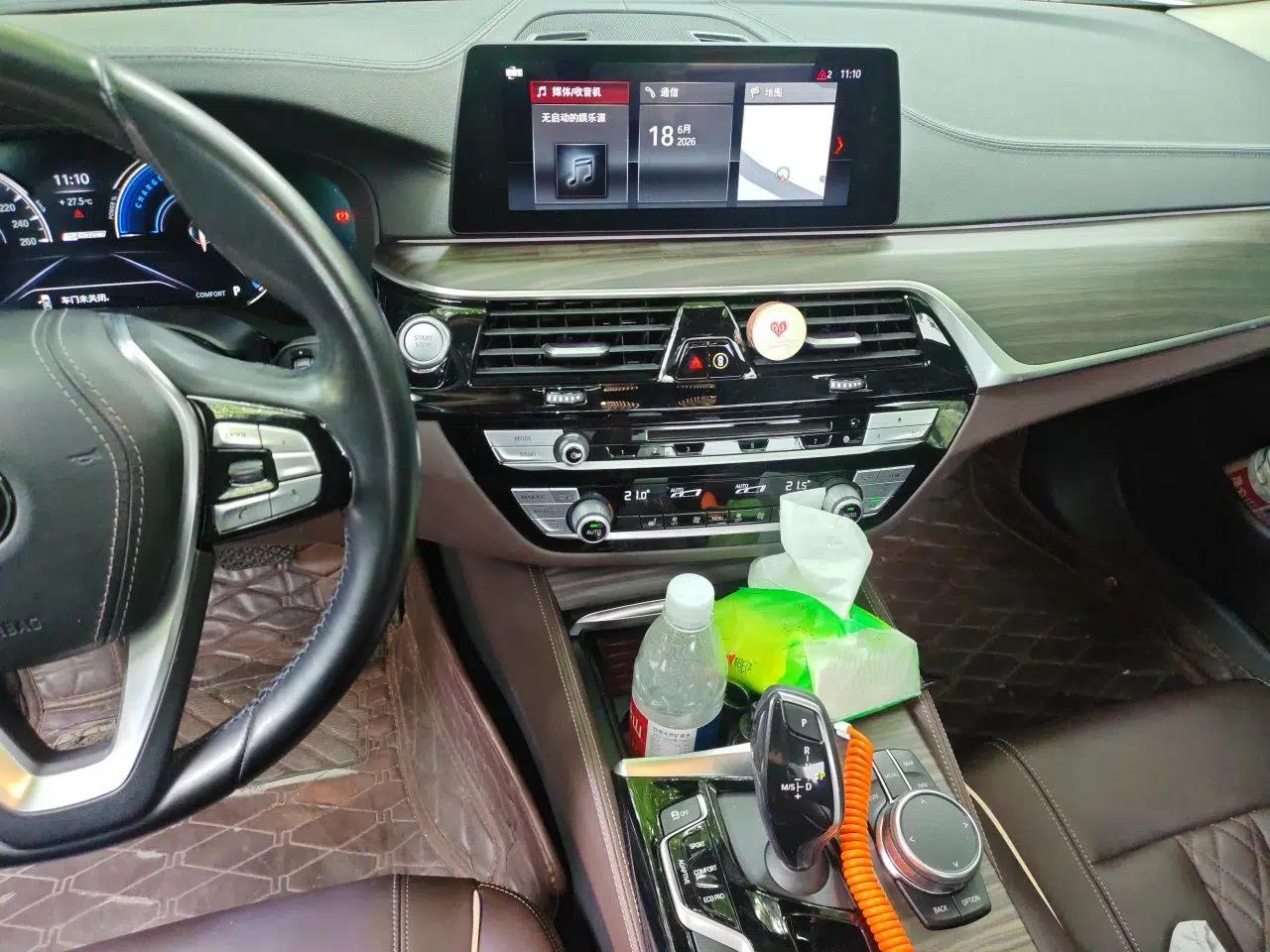 BMW 5 Series New Energy 2019 530Le Luxury Package — миниатюра 13