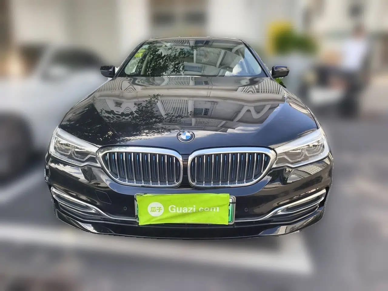 BMW 5 Series New Energy 2019 530Le Luxury Package — миниатюра 2