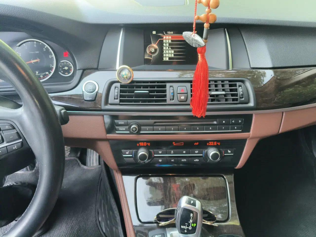 BMW 5 Series 2017 525Li Leading Model — миниатюра 13