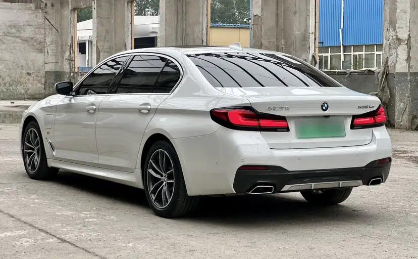 BMW 5 Series New Energy 2021 535Le M Sport Package — миниатюра 15