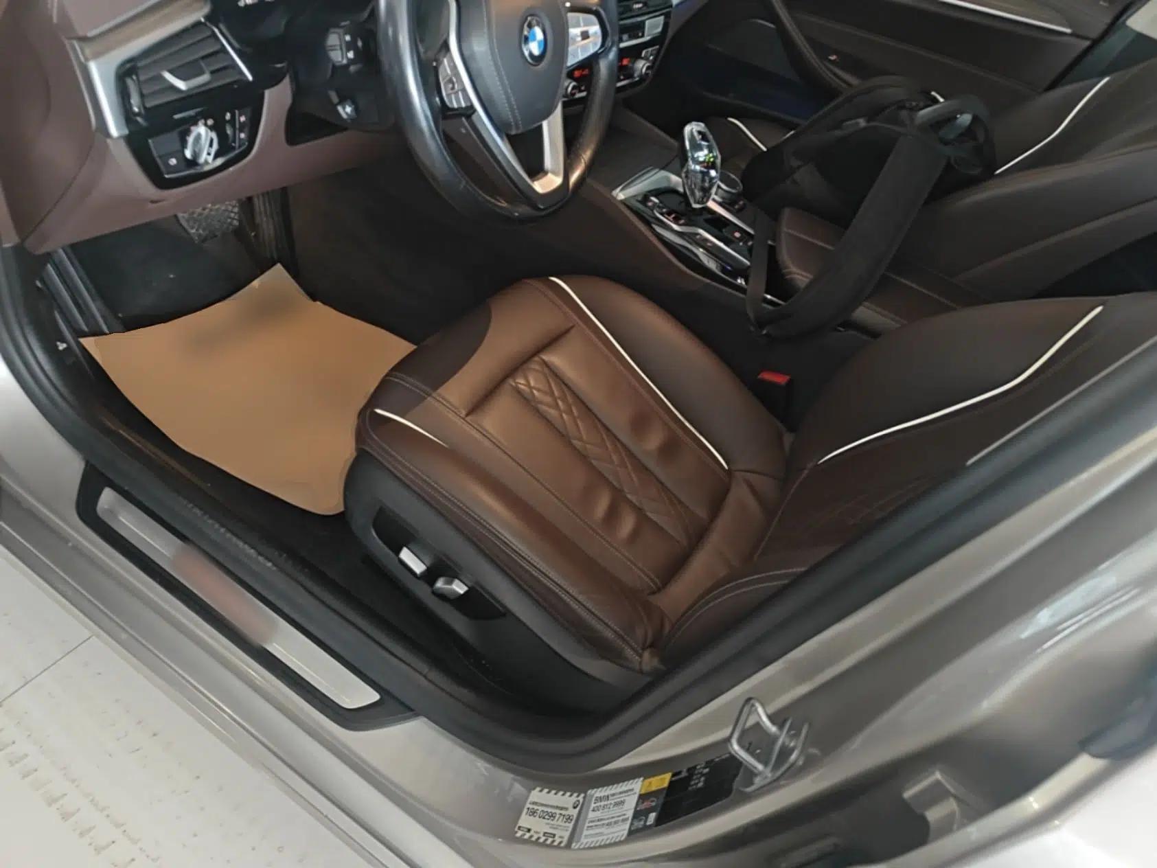 BMW 5 Series New Energy 2020 530Le Luxury Package — миниатюра 17