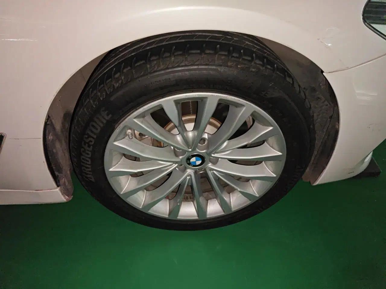 BMW 5 Series New Energy 2020 530Le Luxury Package — миниатюра 8