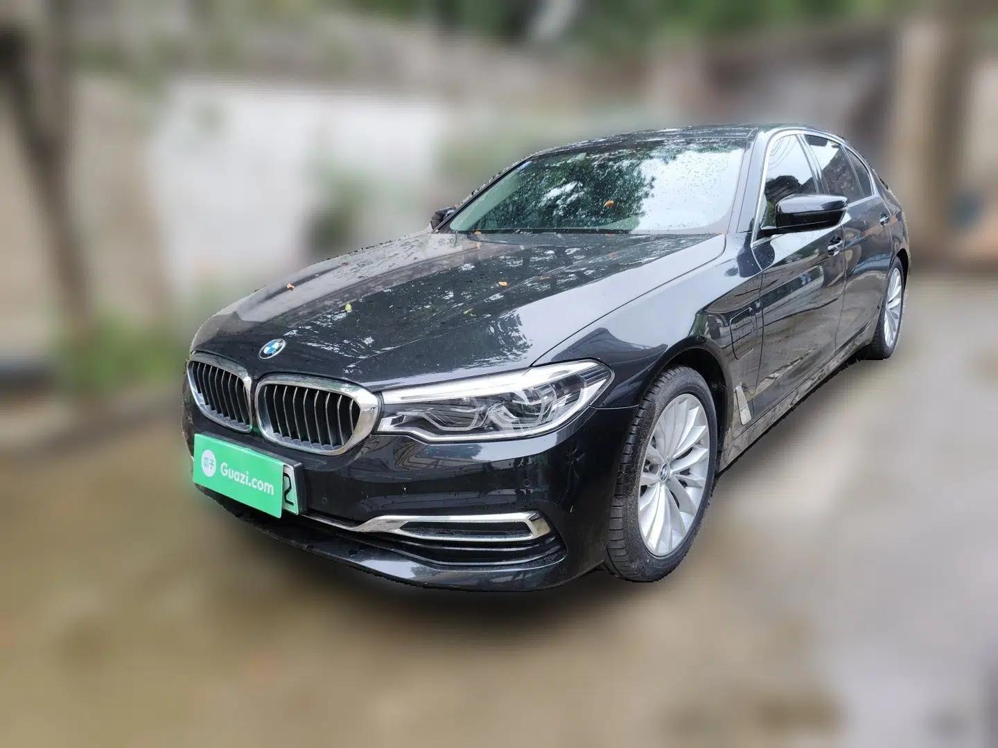 BMW 5 Series New Energy 2020 530Le Pioneer Edition — миниатюра 1