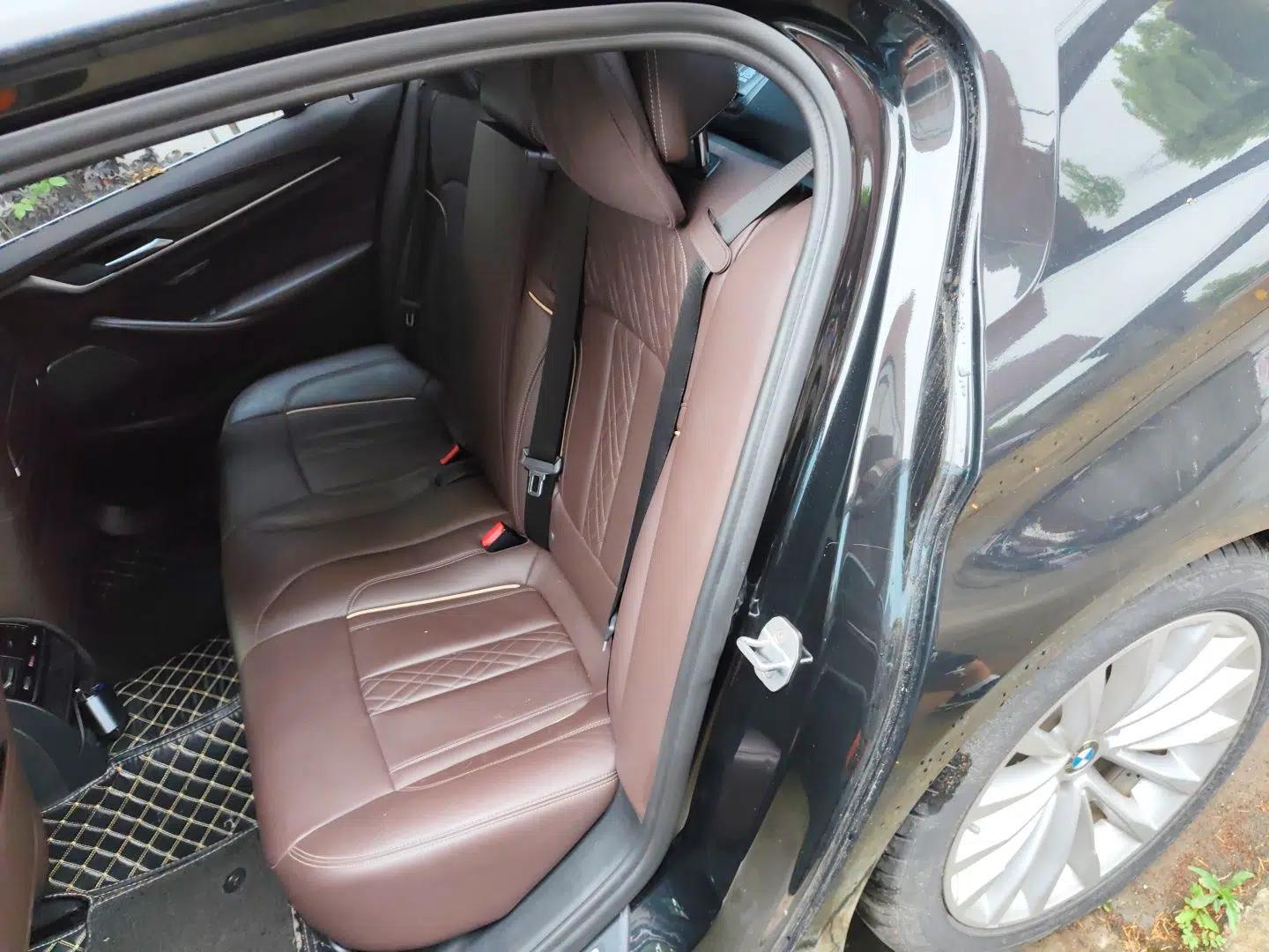 BMW 5 Series New Energy 2020 530Le Pioneer Edition — миниатюра 17