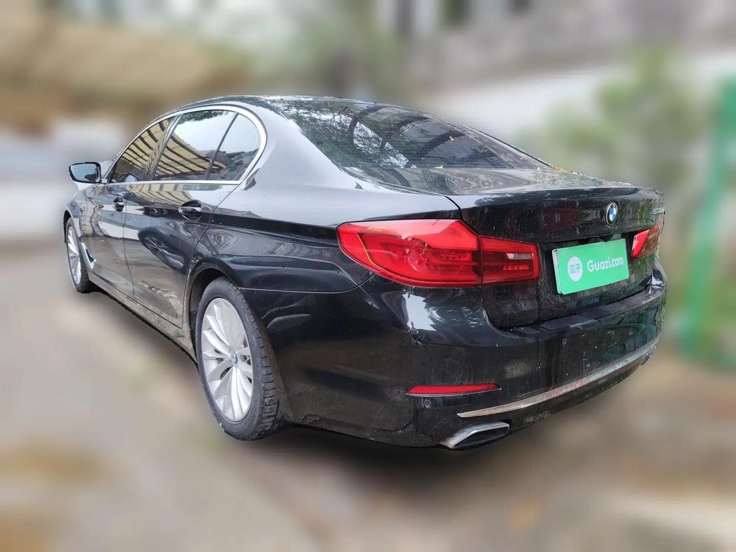 BMW 5 Series New Energy 2020 530Le Pioneer Edition — миниатюра 4