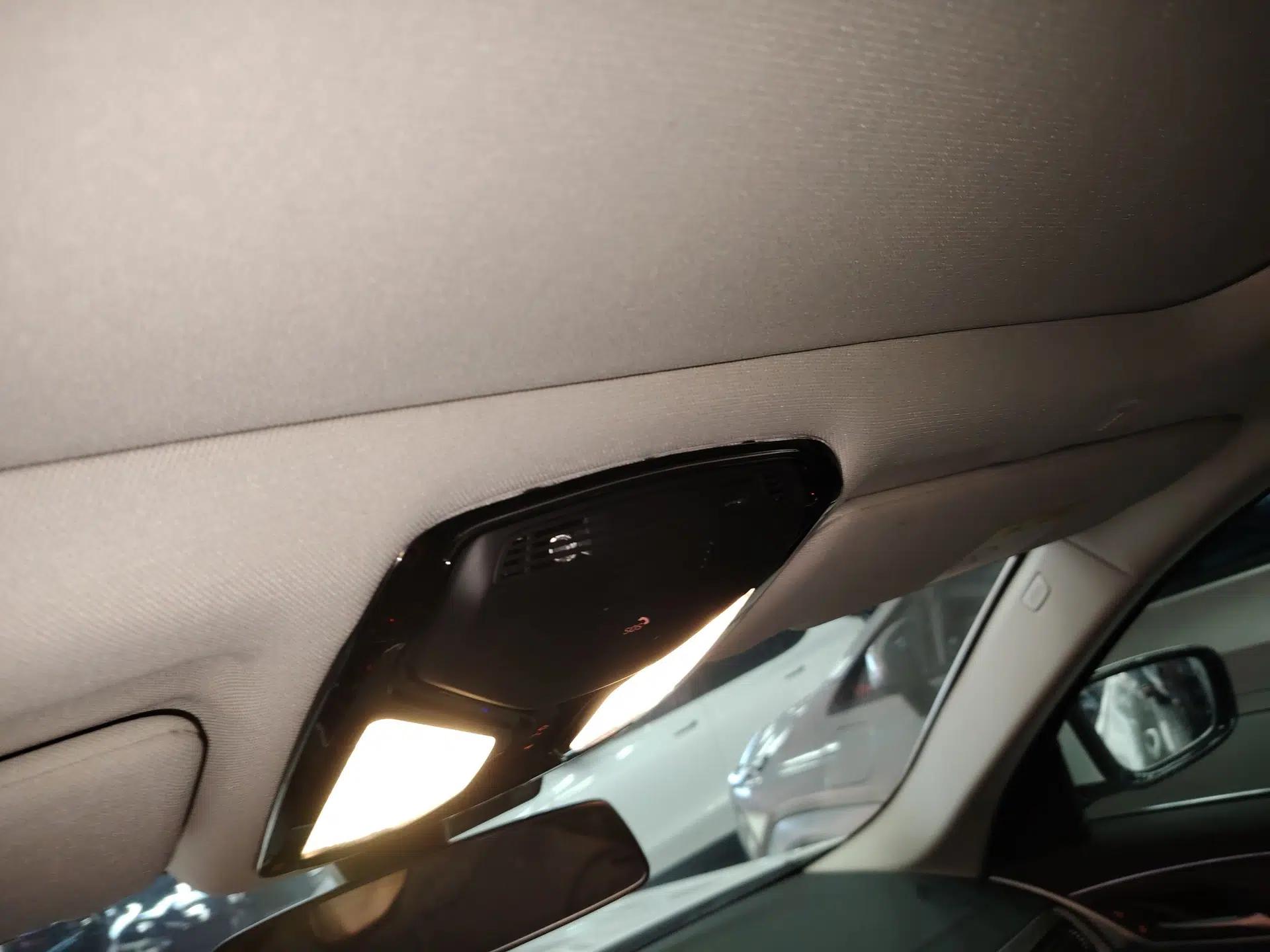 BMW 5 Series New Energy 2019 Updated Version 530Le Luxury Package — миниатюра 21