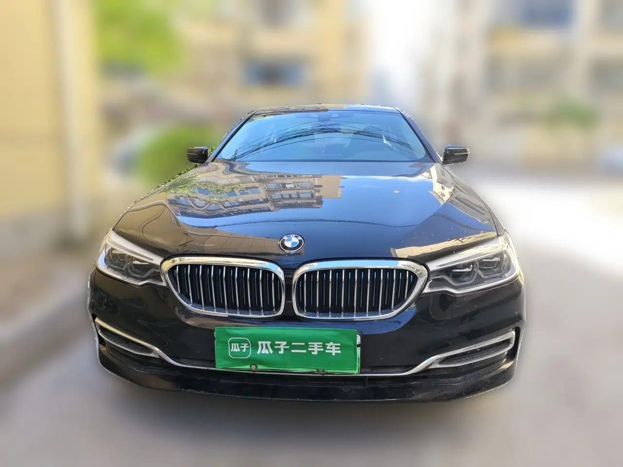 BMW 5 Series New Energy 2019 530Le Luxury Package — миниатюра 2