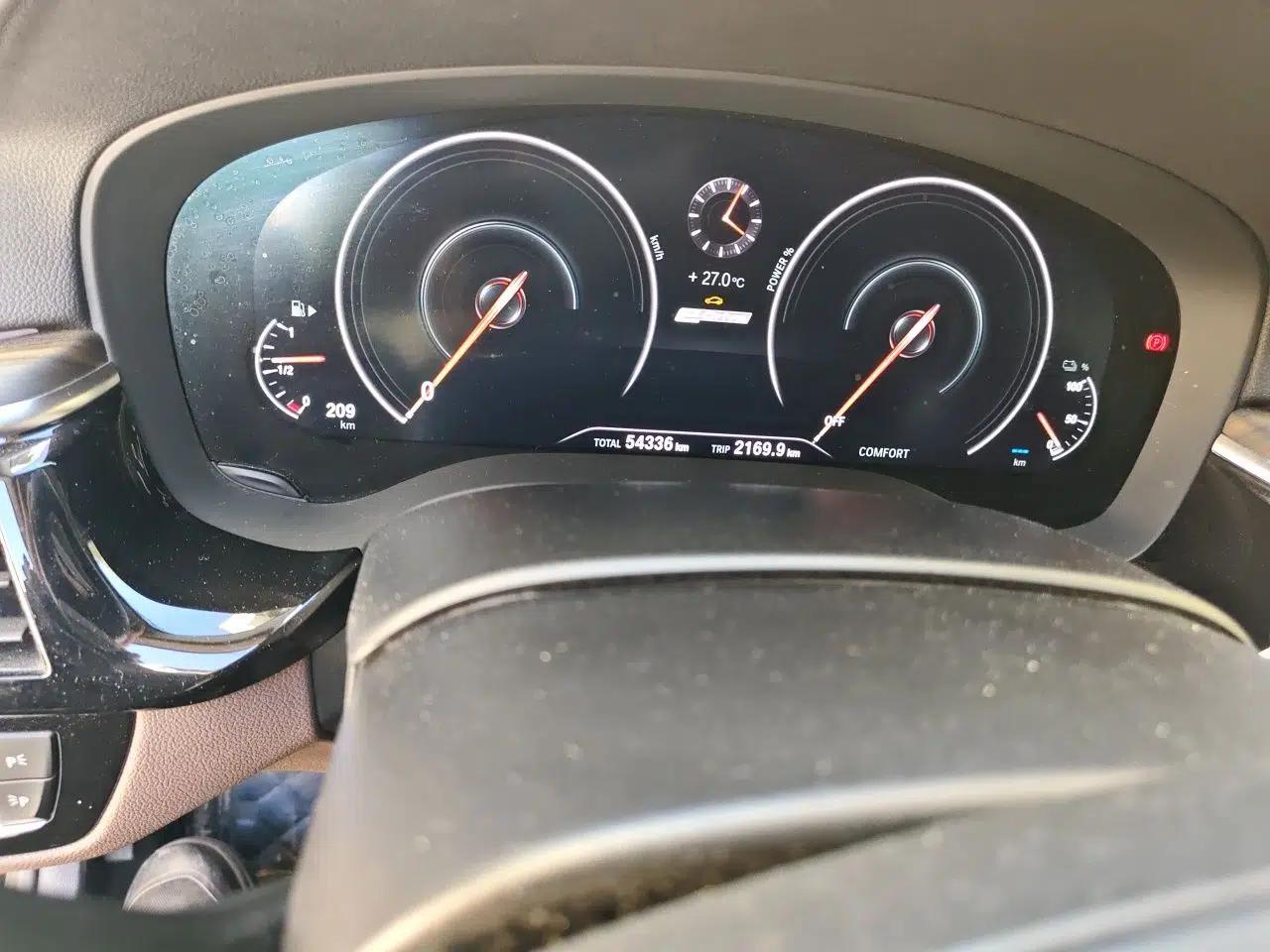 BMW 5 Series New Energy 2019 530Le Luxury Package — миниатюра 12