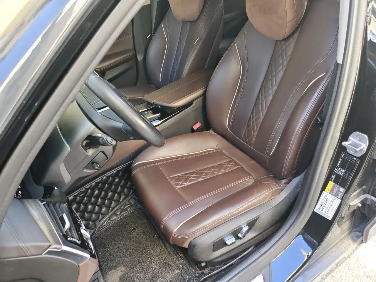 BMW 5 Series New Energy 2019 530Le Luxury Package — миниатюра 15
