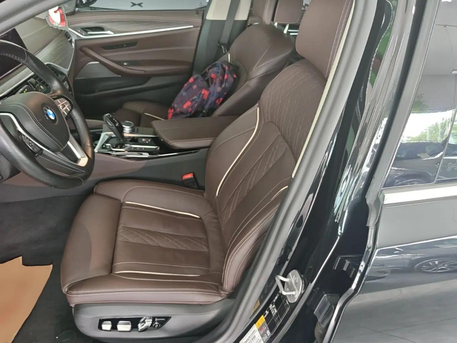 BMW 5 Series New Energy 2020 Mileage Upgrade Version 530Le Pioneer Edition — миниатюра 17