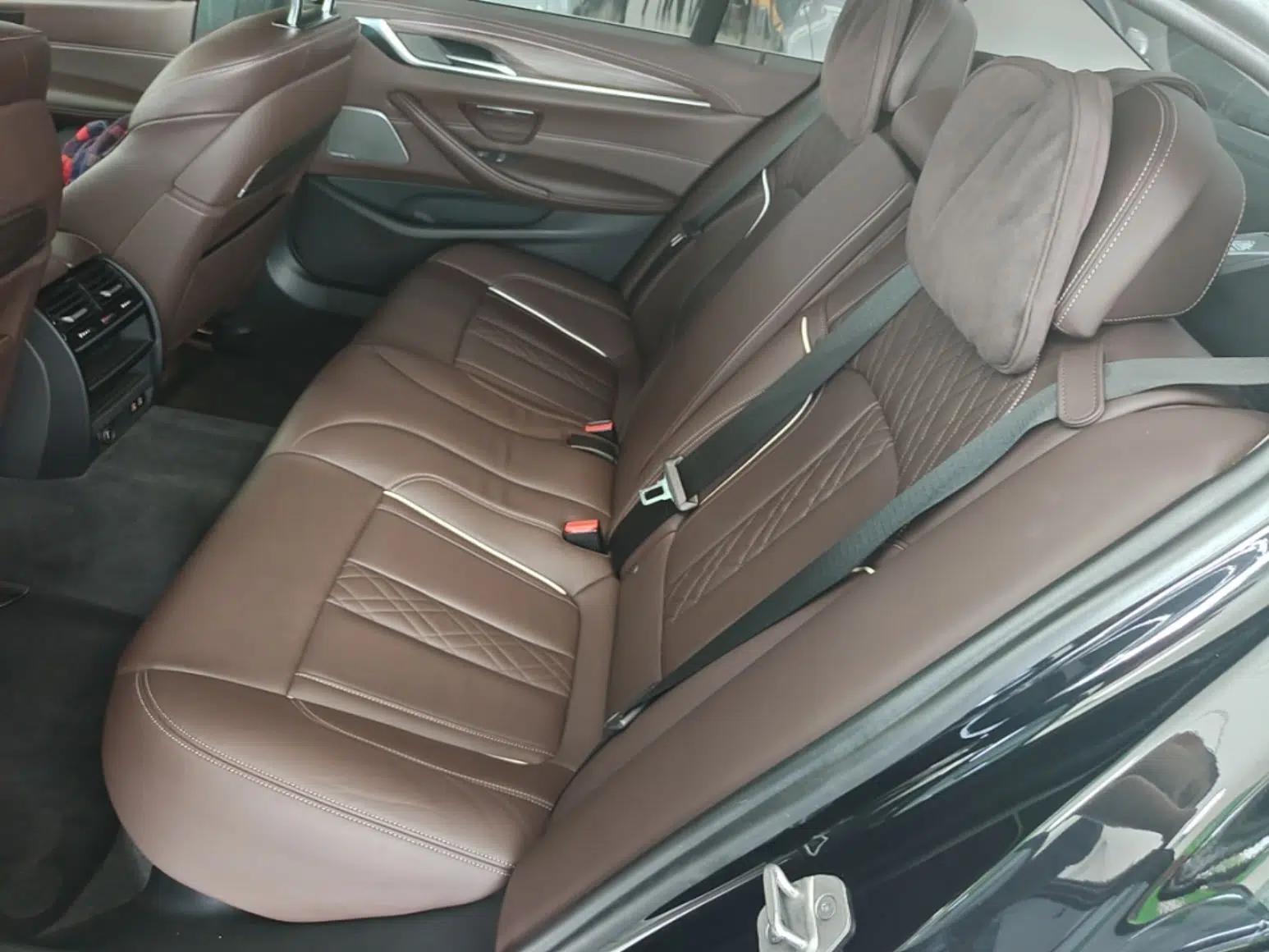 BMW 5 Series New Energy 2020 Mileage Upgrade Version 530Le Pioneer Edition — миниатюра 20