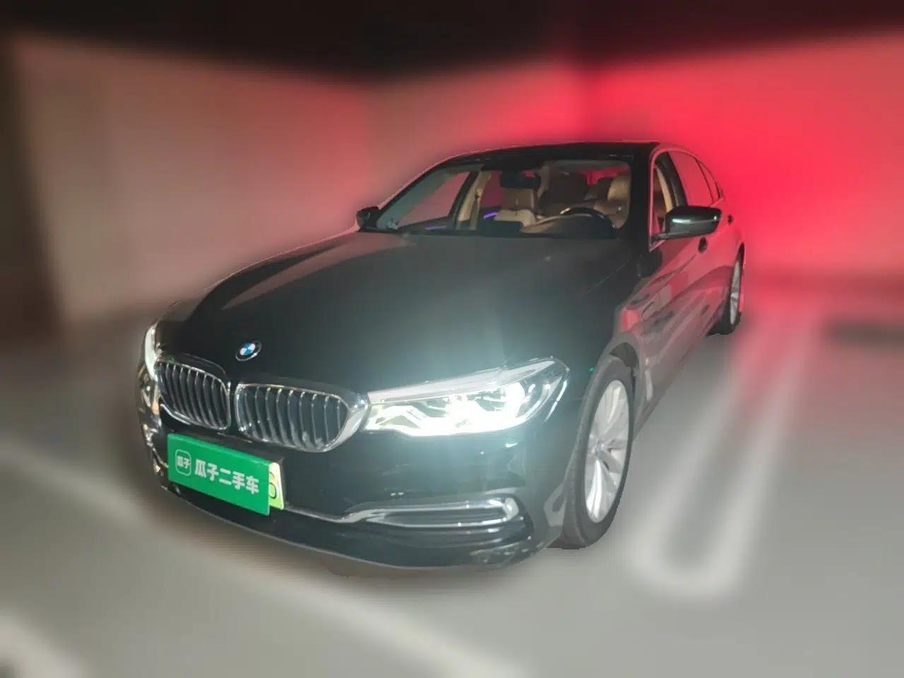 BMW 5 Series New Energy 2019 Updated 530Le Pioneer Edition — миниатюра 1