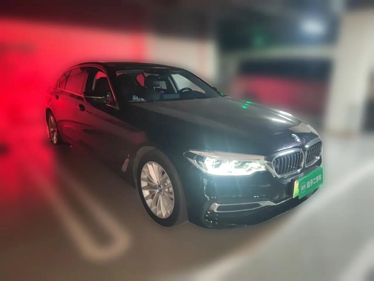 BMW 5 Series New Energy 2019 Updated 530Le Pioneer Edition — миниатюра 3