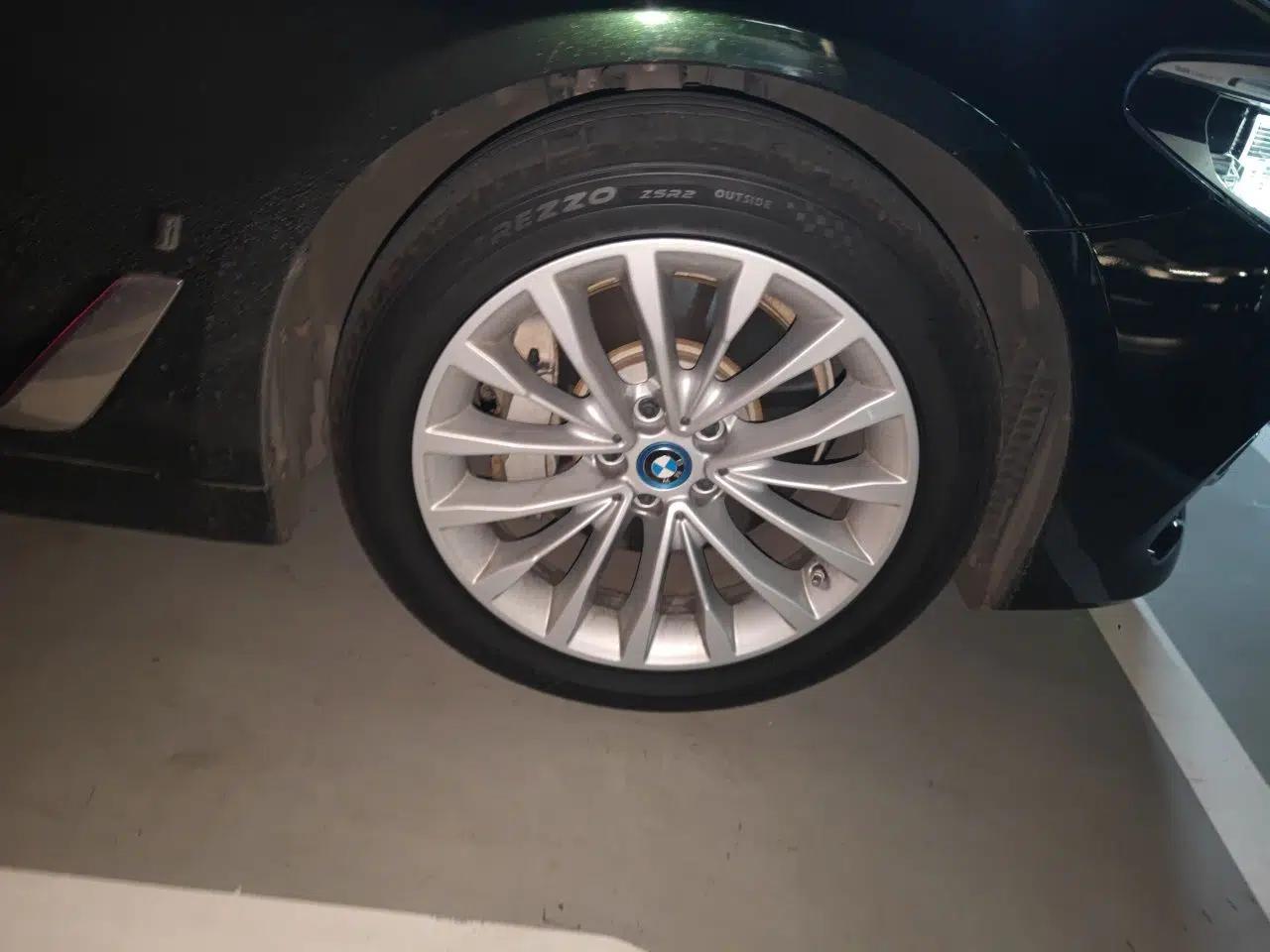 BMW 5 Series New Energy 2019 Updated 530Le Pioneer Edition — миниатюра 8