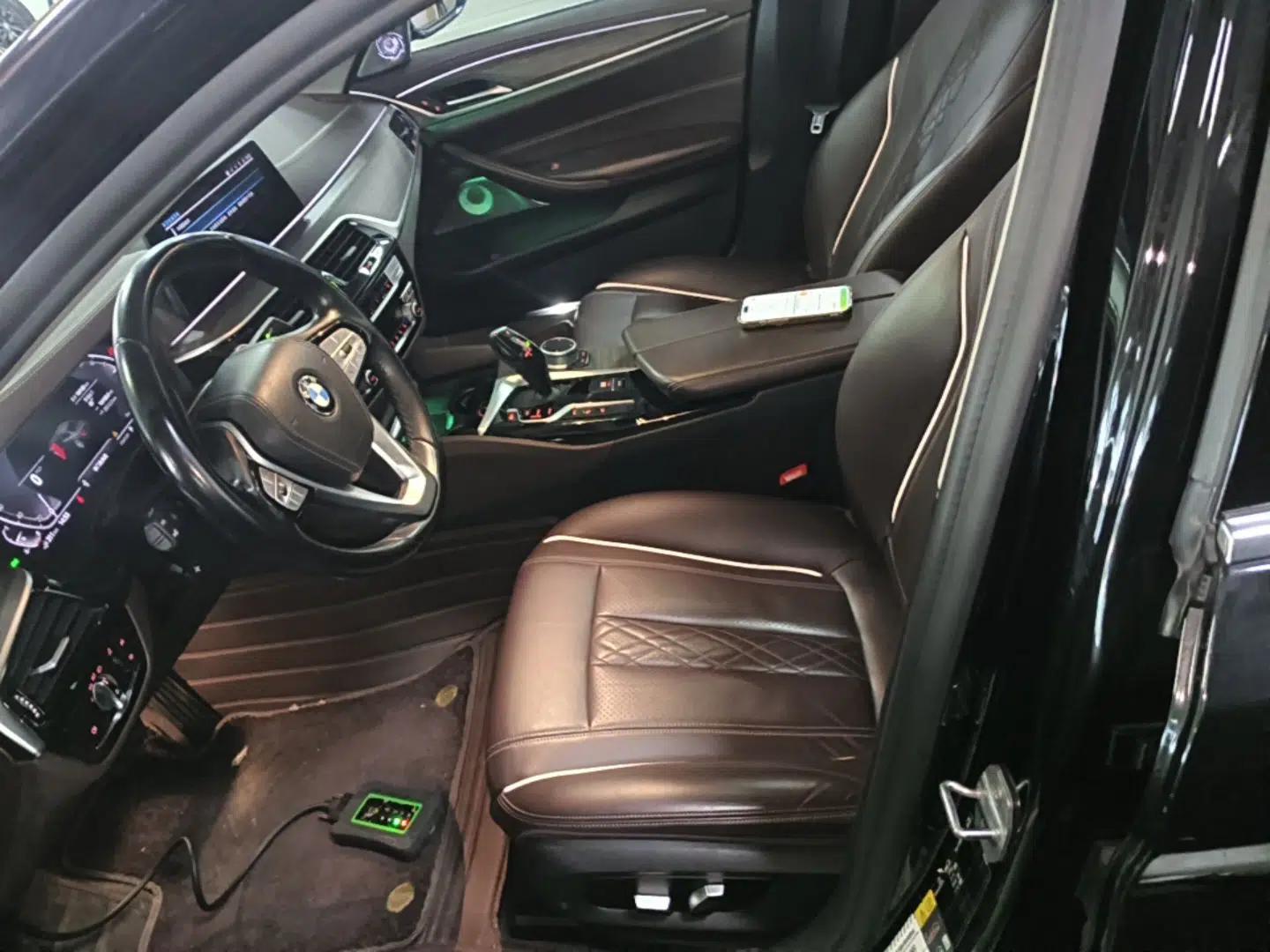 BMW 5 Series New Energy 2020 Mileage Upgrade Version 530Le Luxury Package — миниатюра 17