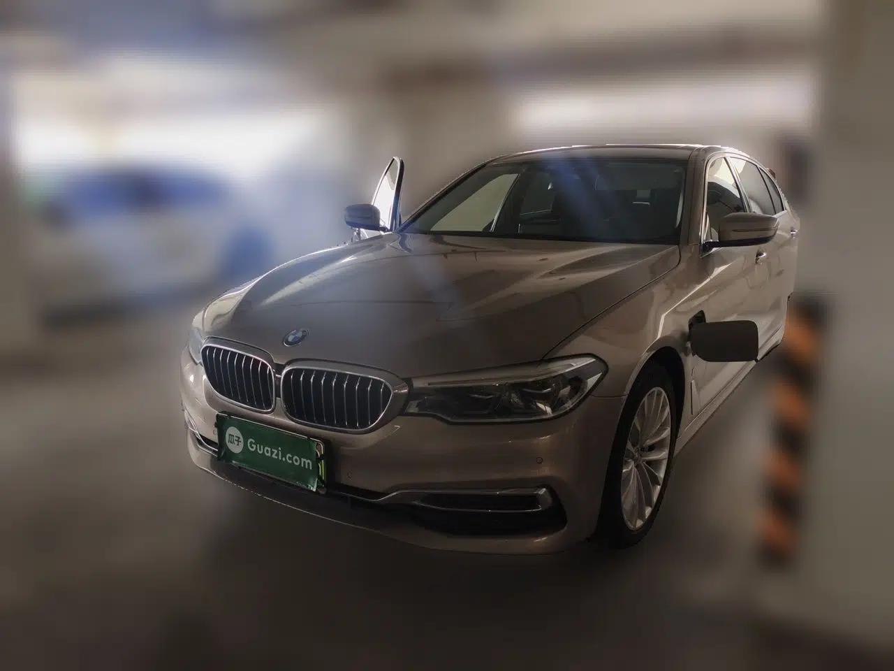 BMW 5 Series New Energy 2019 Updated Version 530Le Luxury Package — миниатюра 1