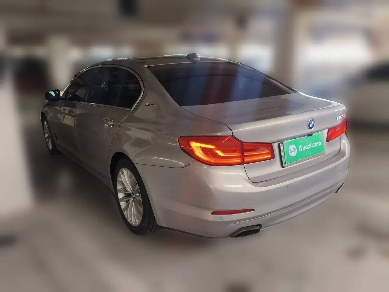 BMW 5 Series New Energy 2019 Updated Version 530Le Luxury Package — миниатюра 4