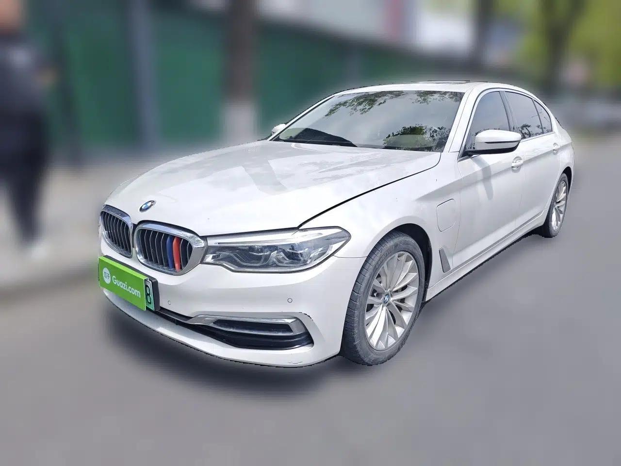 BMW 5 Series New Energy 2020 Mileage Upgrade Version 530Le Luxury Package — миниатюра 1