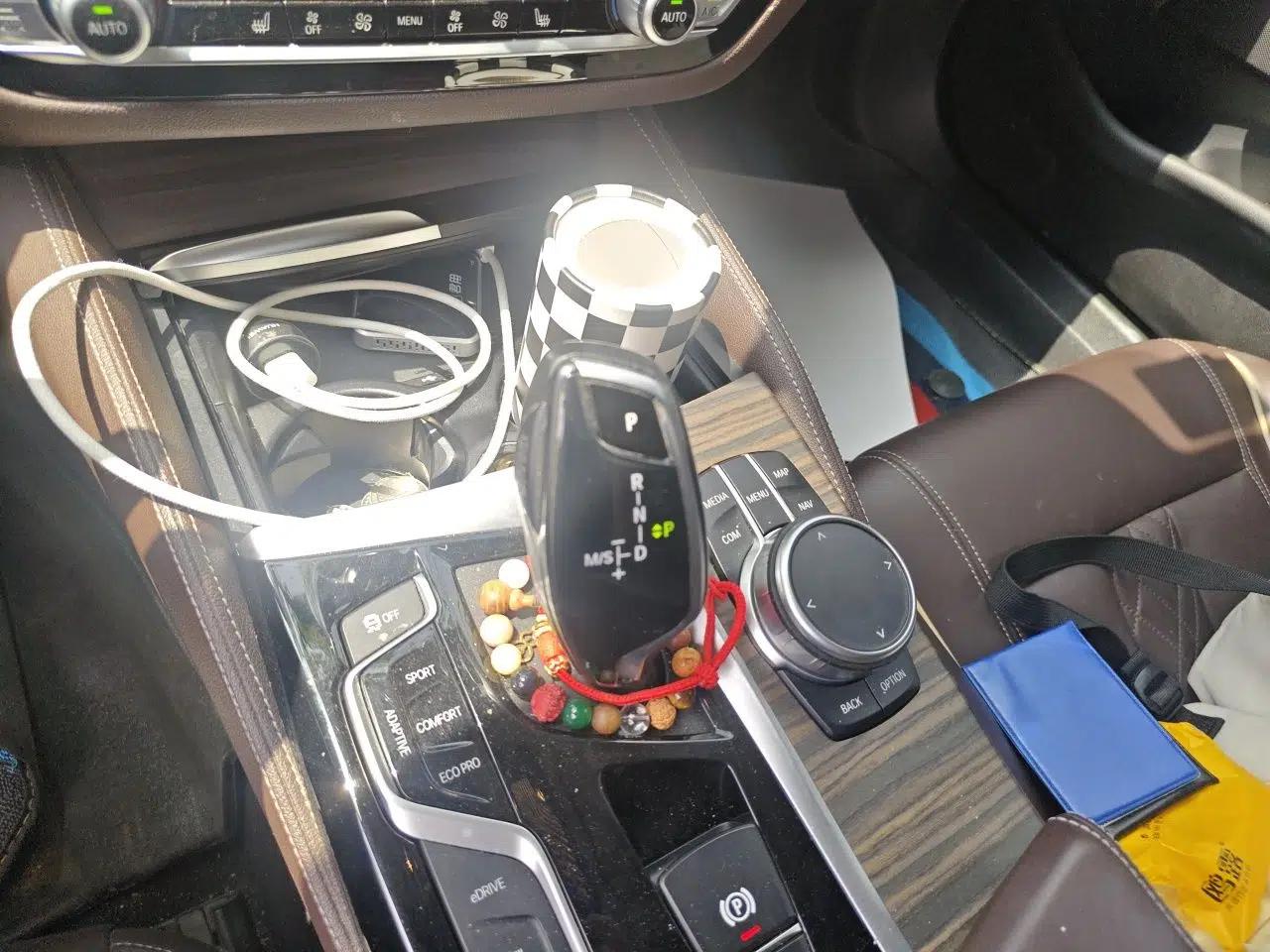 BMW 5 Series New Energy 2020 Mileage Upgrade Version 530Le Luxury Package — миниатюра 14