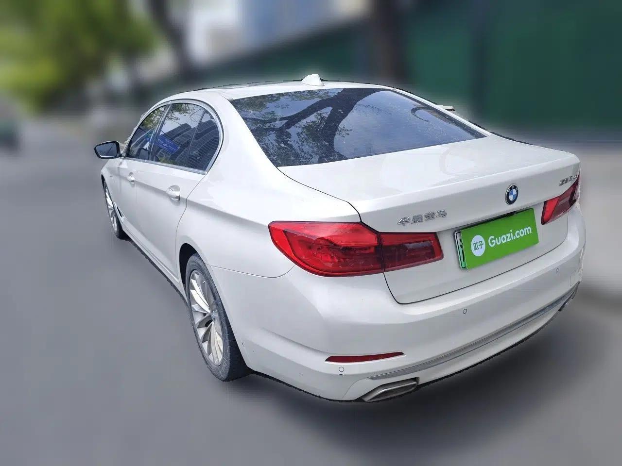 BMW 5 Series New Energy 2020 Mileage Upgrade Version 530Le Luxury Package — миниатюра 4