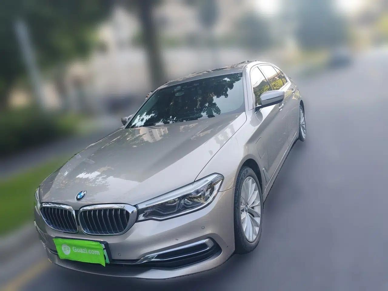 BMW 5 Series New Energy 2020 Mileage Upgrade Version 530Le Pioneer Edition — миниатюра 1