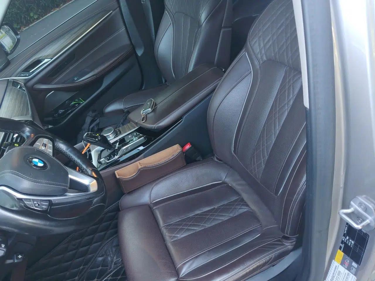 BMW 5 Series New Energy 2020 Mileage Upgrade Version 530Le Pioneer Edition — миниатюра 15