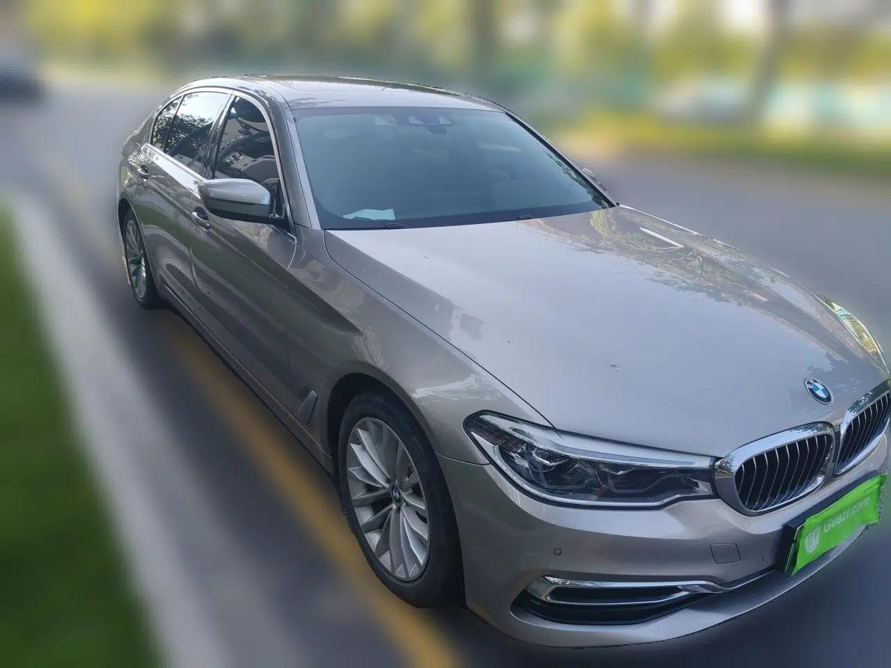 BMW 5 Series New Energy 2020 Mileage Upgrade Version 530Le Pioneer Edition — миниатюра 3
