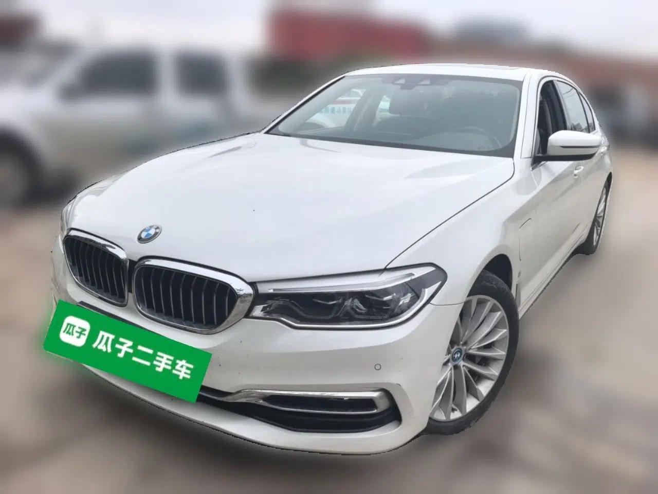 BMW 5 Series New Energy 2019 530Le Luxury Package — миниатюра 1