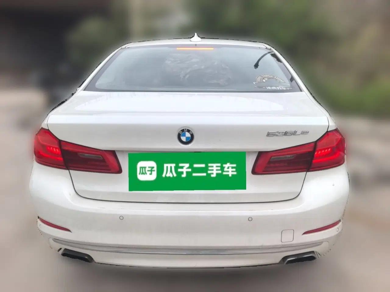 BMW 5 Series New Energy 2019 530Le Luxury Package — миниатюра 5