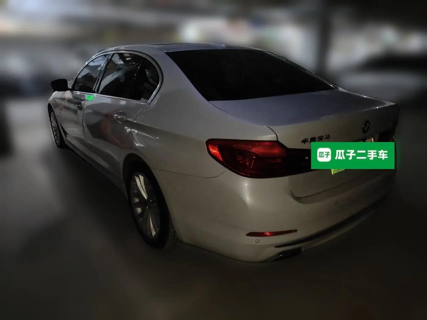 BMW 5 Series New Energy 2020 Mileage Upgrade Version 530Le Luxury Package — миниатюра 4