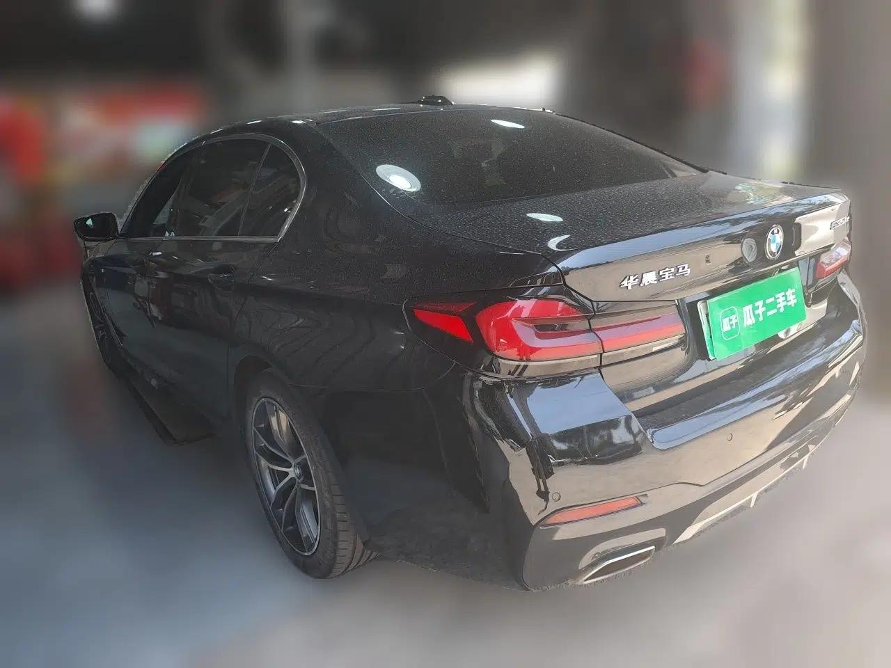 BMW 5 Series New Energy 2022 535Le M Sport Package — миниатюра 4
