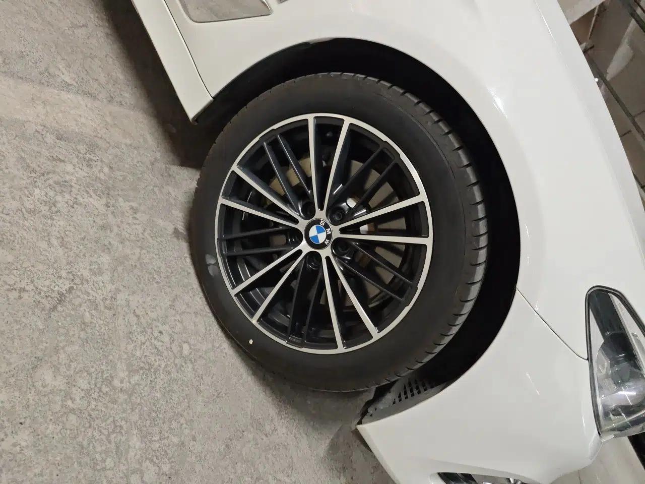 BMW 5 Series New Energy 2019 530Le Luxury Package — миниатюра 8
