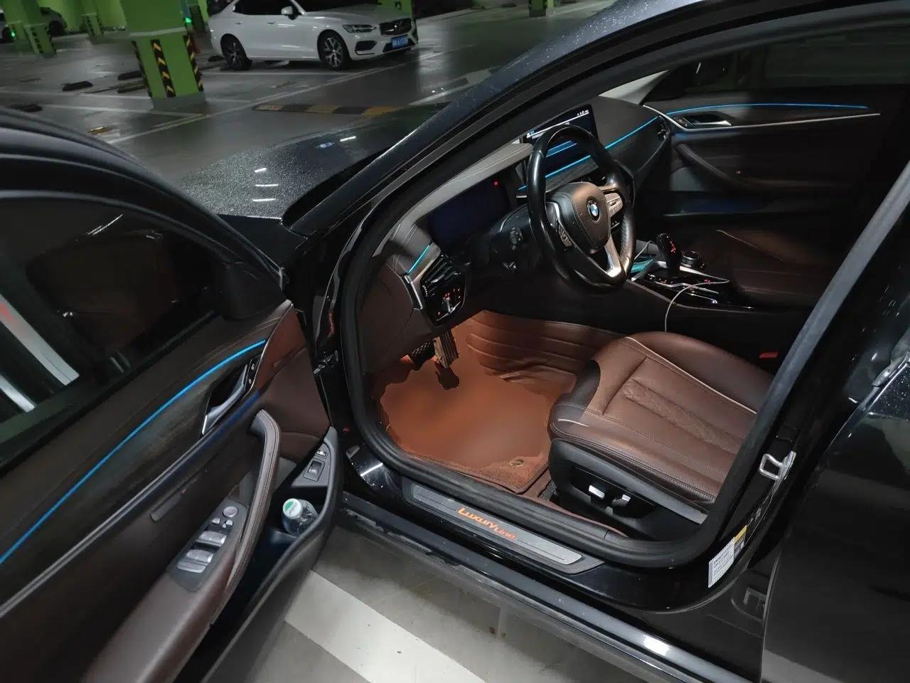 BMW 5 Series New Energy 2021 535Le Luxury Package — миниатюра 16