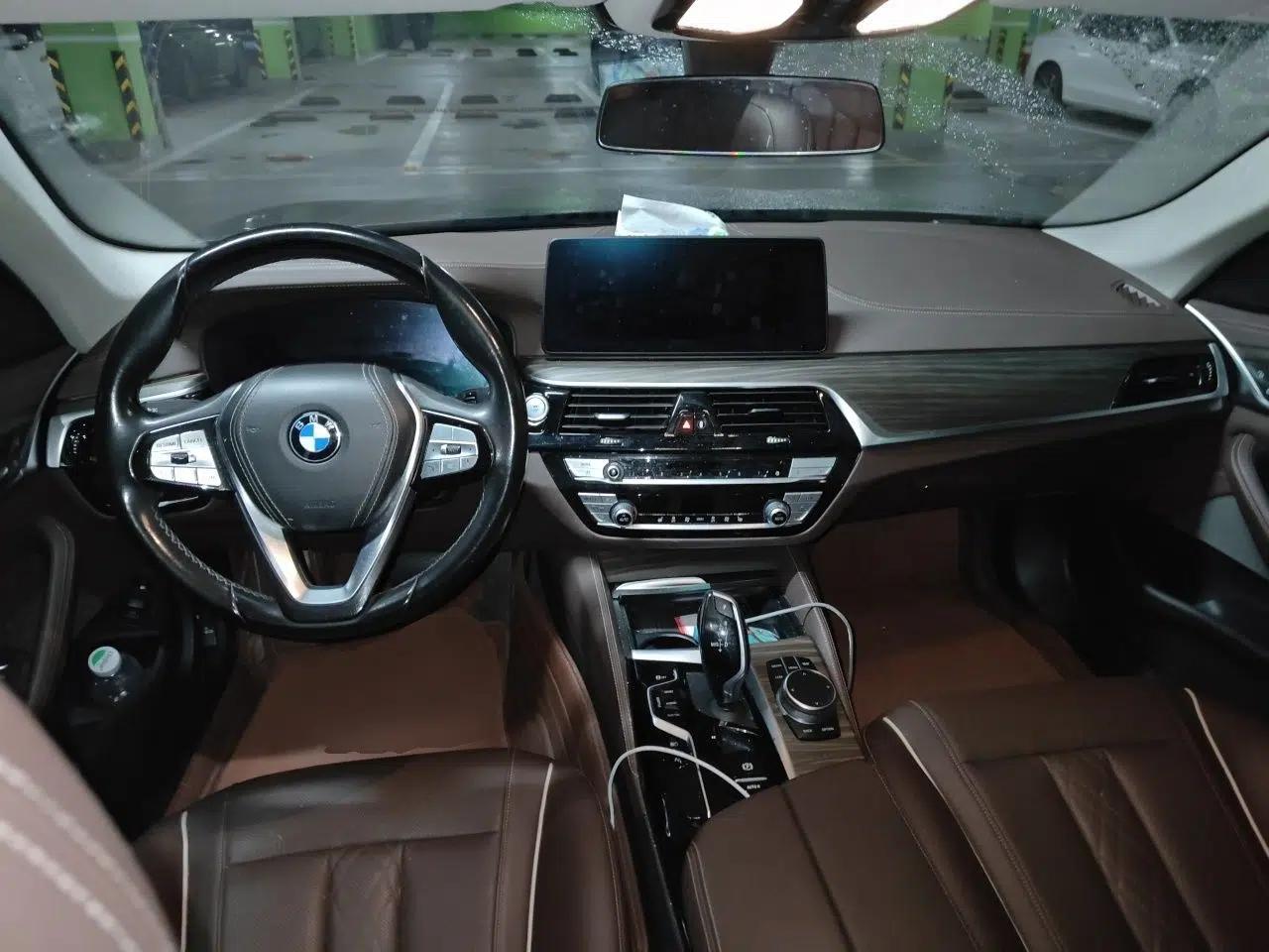 BMW 5 Series New Energy 2021 535Le Luxury Package — миниатюра 9