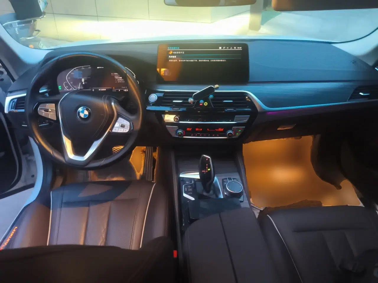 BMW 5 Series New Energy 2021 535Le M Sport Package — миниатюра 9