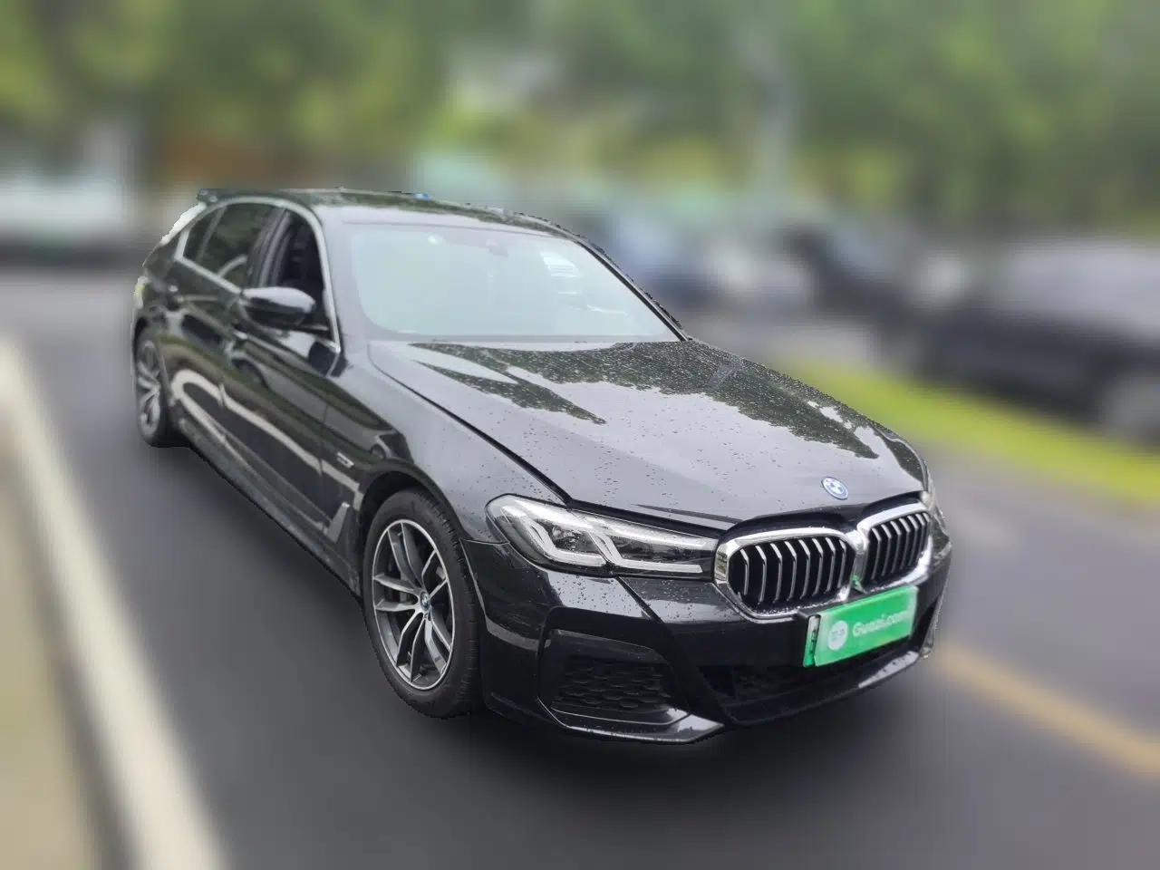 BMW 5 Series New Energy 2022 Restyled 535Le M Sport Package — миниатюра 3