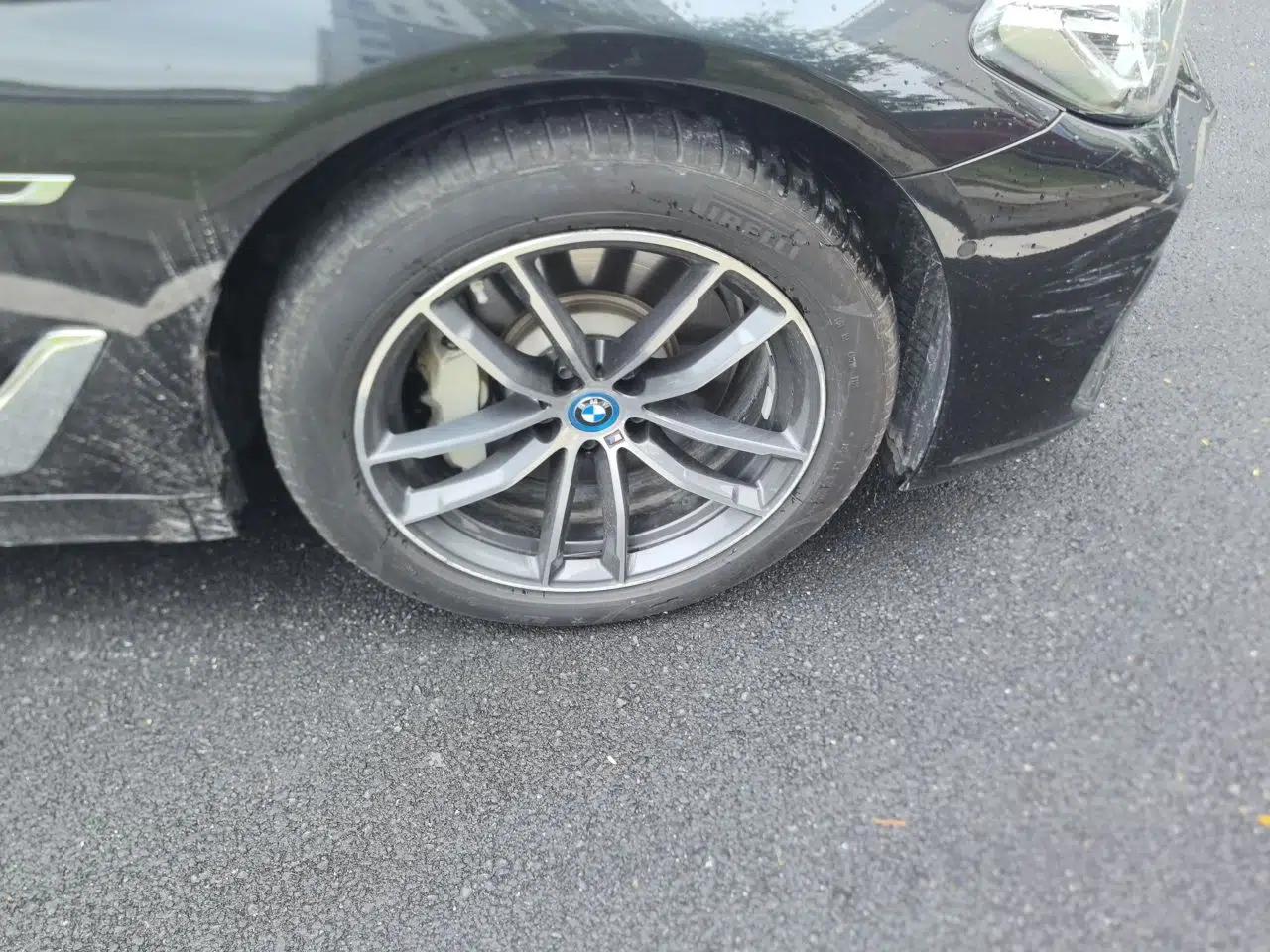 BMW 5 Series New Energy 2022 Restyled 535Le M Sport Package — миниатюра 8
