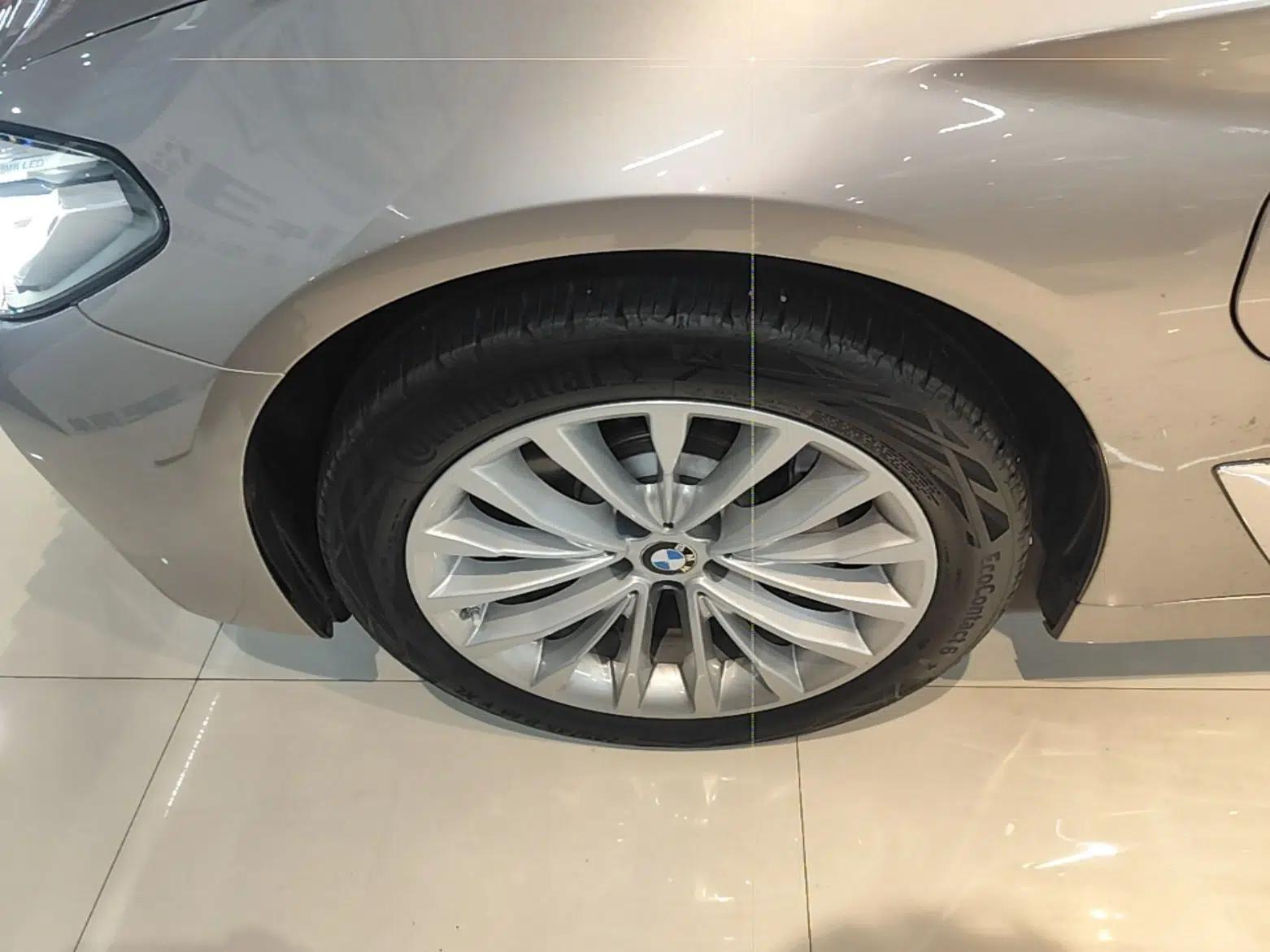 BMW 5 Series New Energy 2021 535Le Luxury Package — миниатюра 10