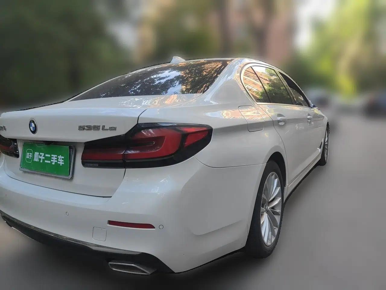 BMW 5 Series New Energy 2021 535Le Luxury Package — миниатюра 6